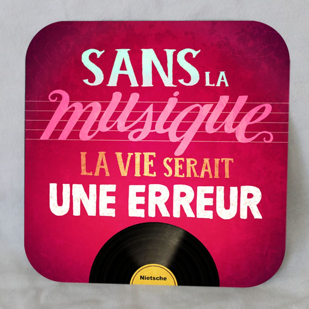 Création de carte postale par "La belle graine communication"